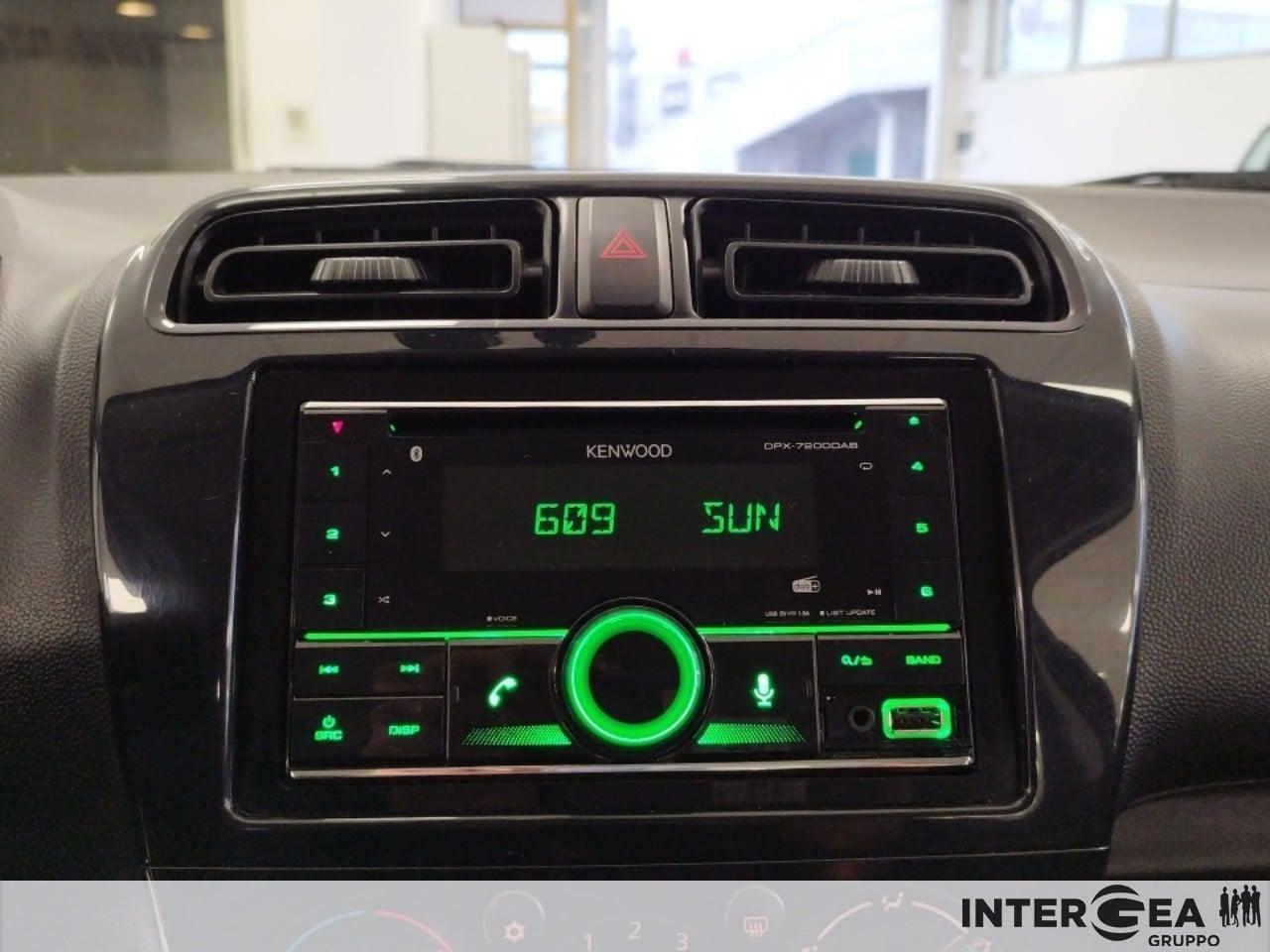 MITSUBISHI Space Star 1.2 Invite radio