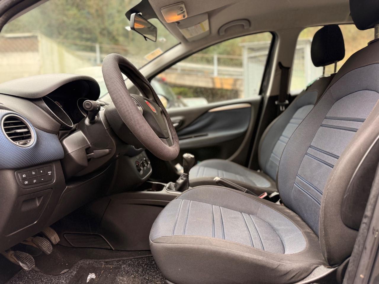 Fiat Punto Evo 1.3 Mjt 90 CV 5 porte pronta consegna