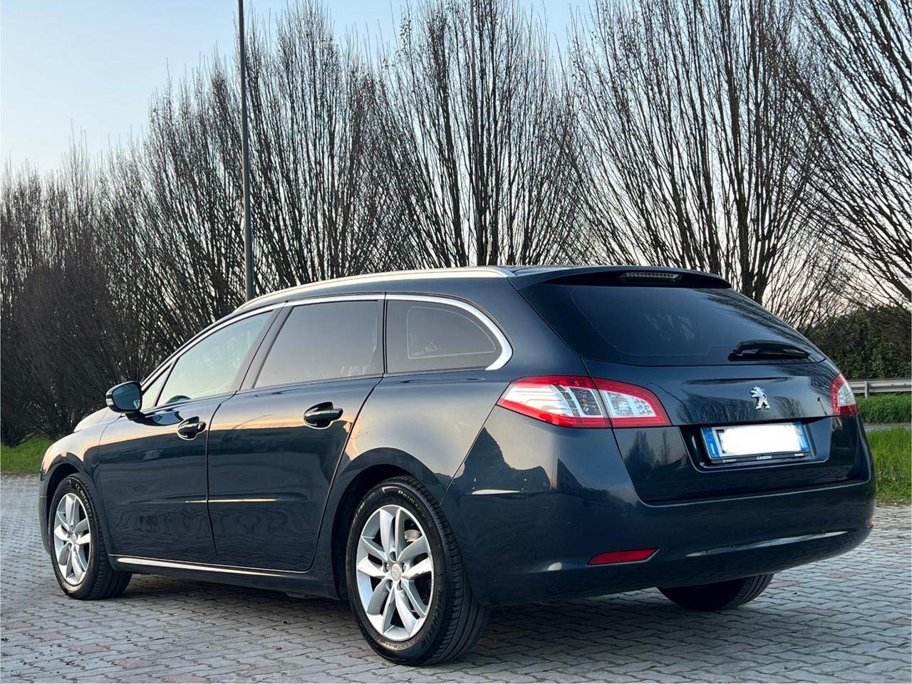 Peugeot 508 1.6 e-HDi 112CV cambio robotizzato S&S SW Ciel Active