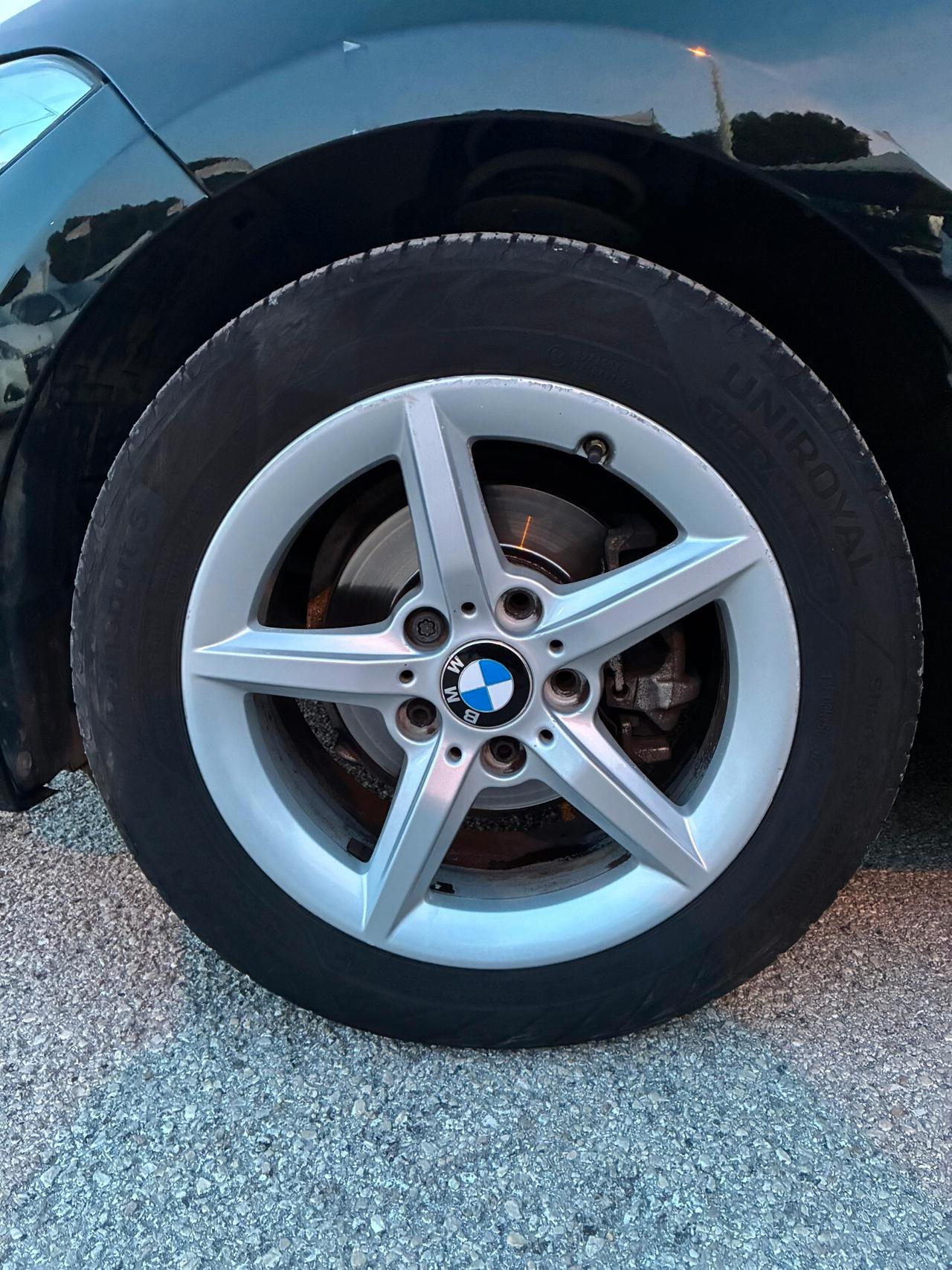 Bmw 114 114d 5p. Advantage