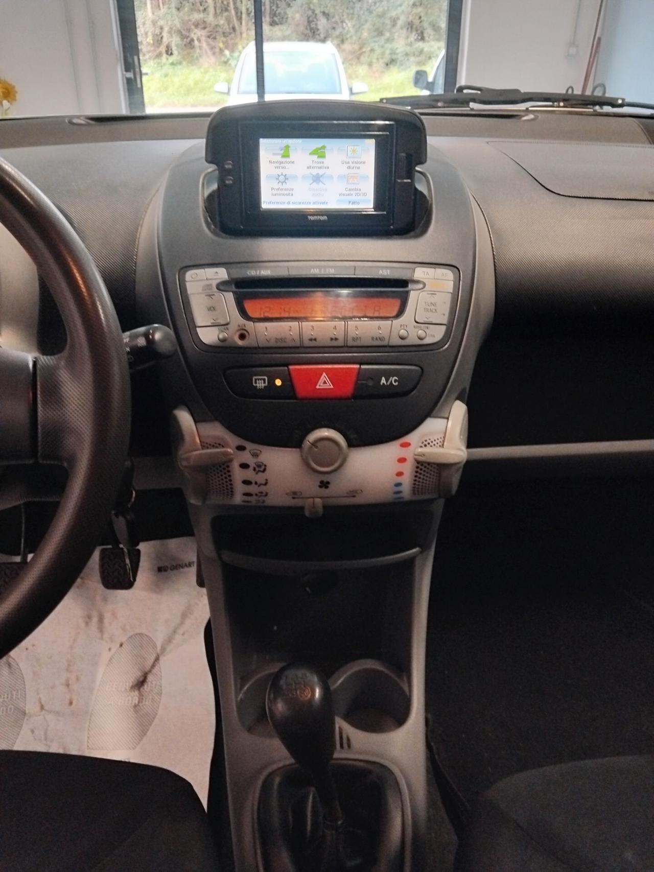 Toyota Aygo 1.0 12V VVT-i 5 porte Deep Ocean Connect