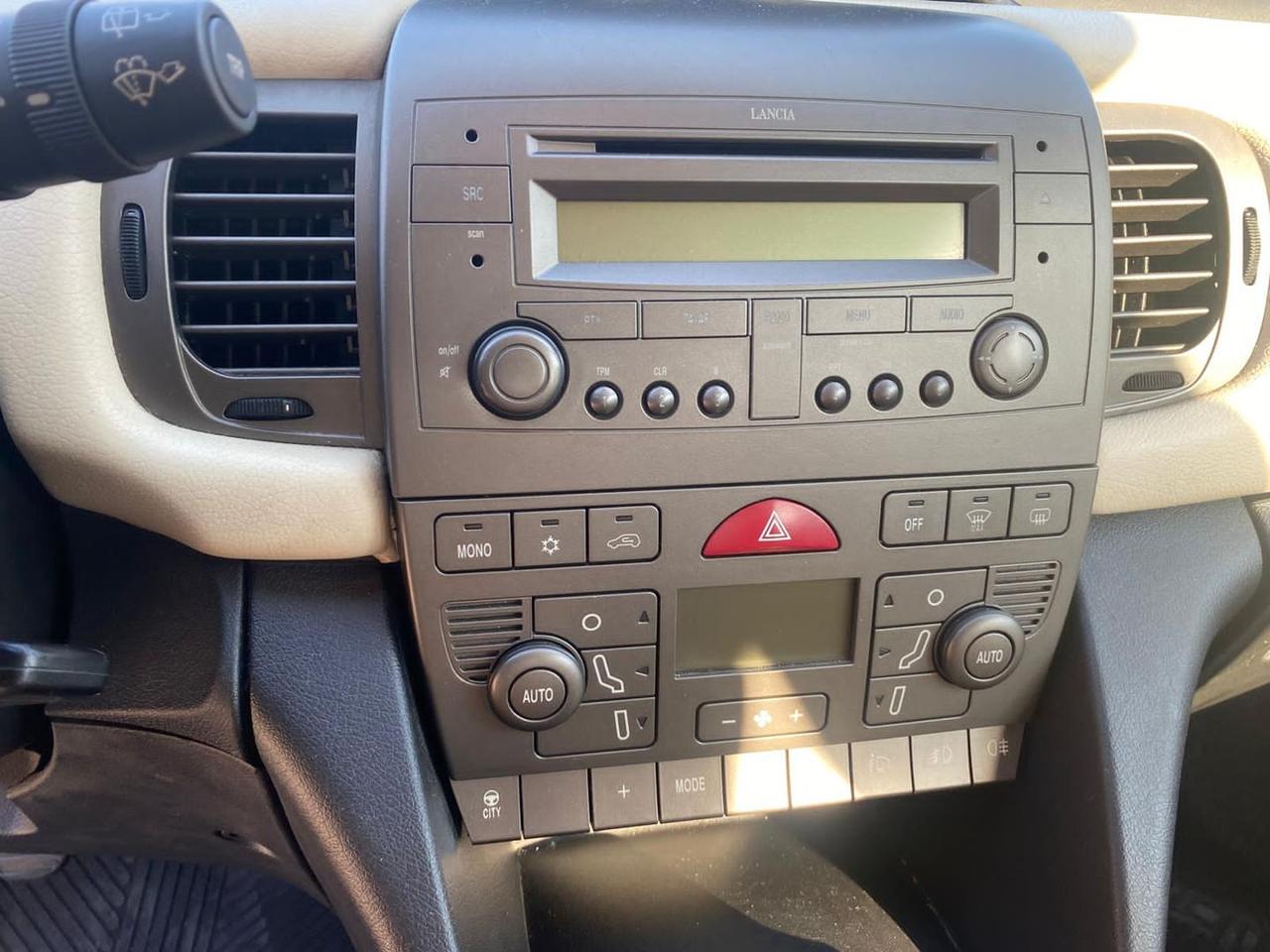 Lancia Ypsilon 1.2 Oro #7039
