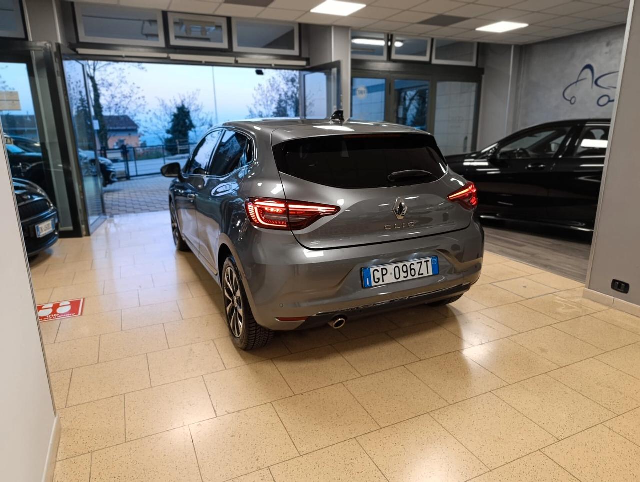 Renault Clio TCe 90 CV 5 porte Techno