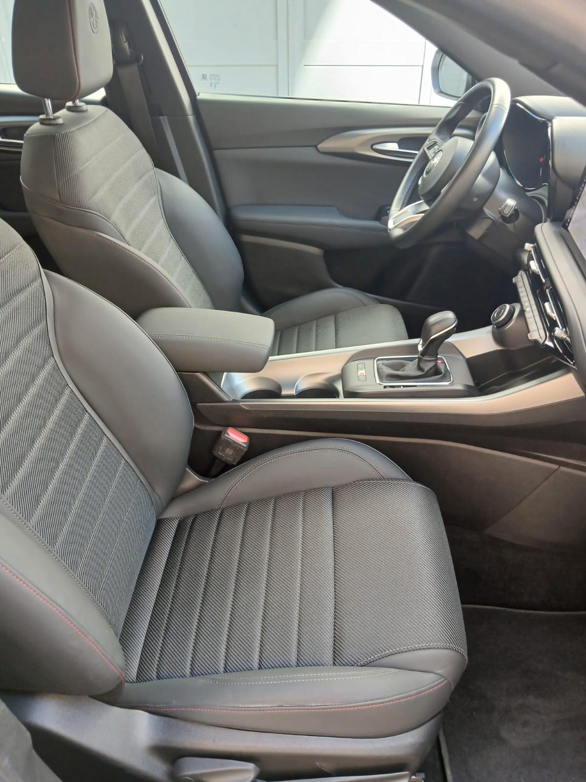 Alfa Romeo Tonale 1.6 diesel 130 CV TCT6 Sprint