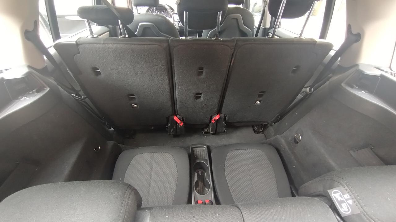 Bmw Serie 2 Gran Tourer 218d Gran Tourer Advantage - 7 POSTI