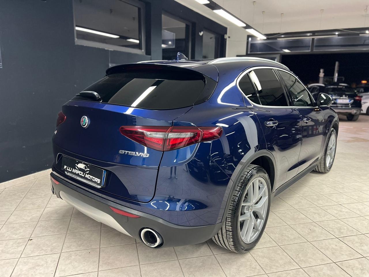 Alfa Romeo Stelvio 2.2 Turbodiesel 210 CV AT8 Q4 Super