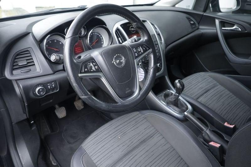 Opel Astra Opel Astra 1.6 CDTI EcoFLEX S&S Sports Tourer Cosmo 81KW ANNO 2015