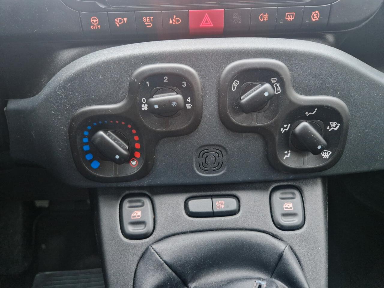 Fiat Panda Hybrid 1.0 70CV "44.200 km" 5 posti, Clima, Ruota