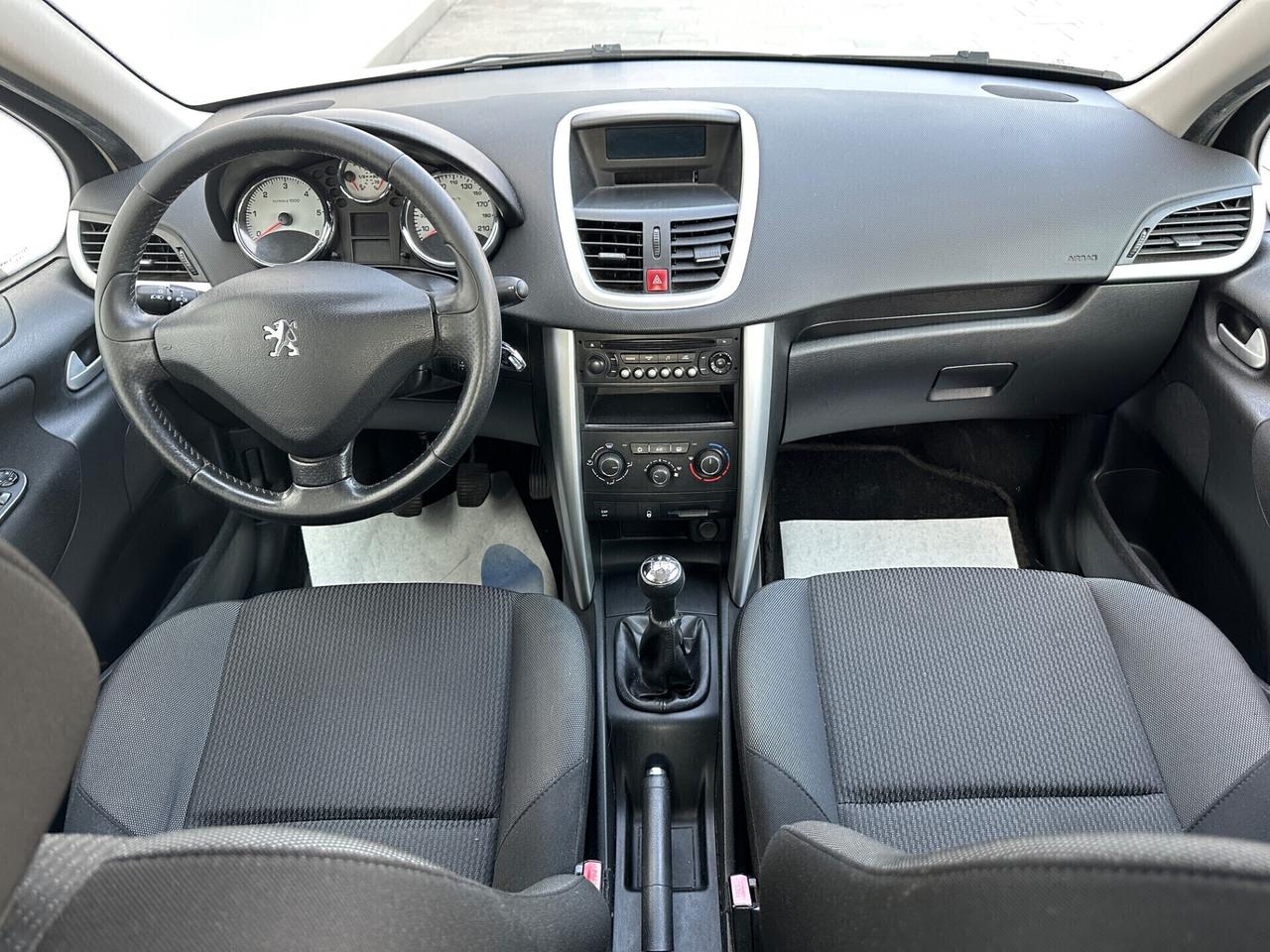 Peugeot 207 1.6 8V HDi 93CV 5p. Sweet Years