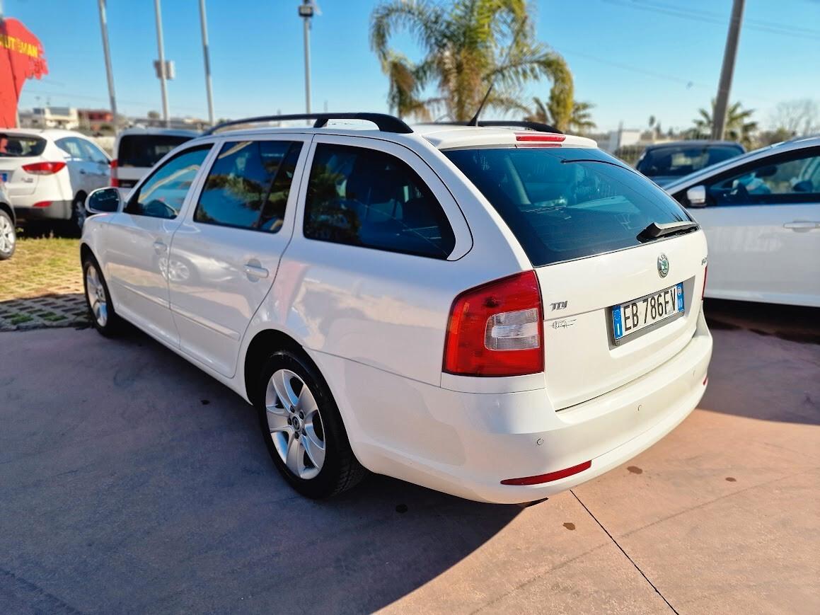 Skoda Octavia 1.6 TDI CR F.AP. Wagon Comfort