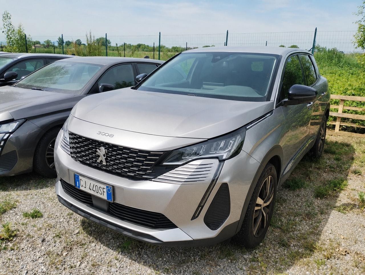 Peugeot 3008 BlueHDi 130 S&S EAT8 Allure