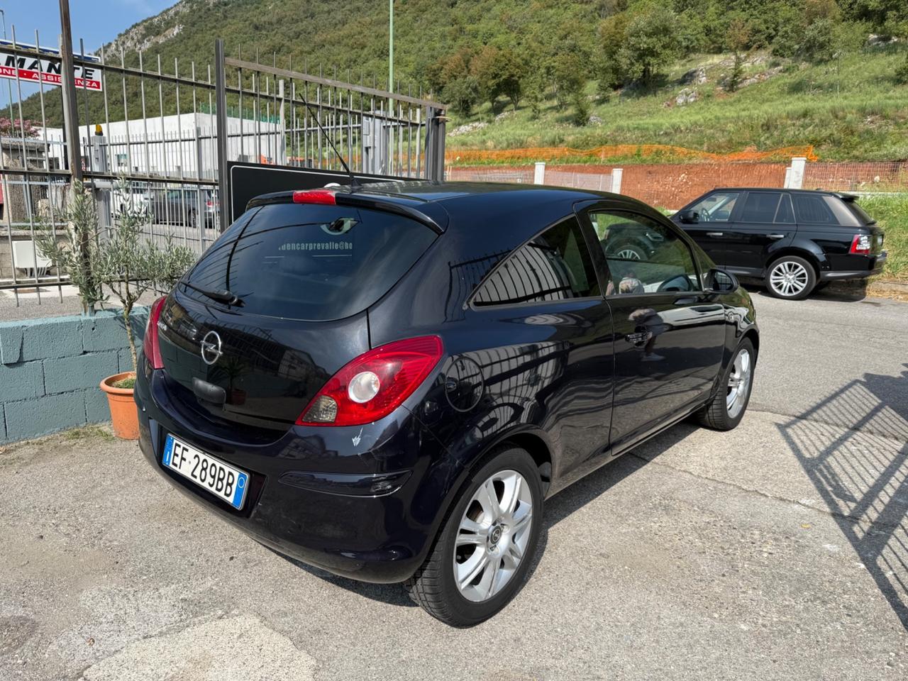 Opel Corsa 1.2 5 porte Cosmo