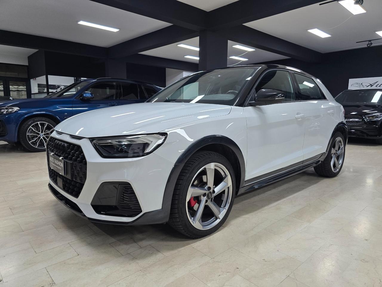 Audi A1 citycarver 35 TFSI Sline