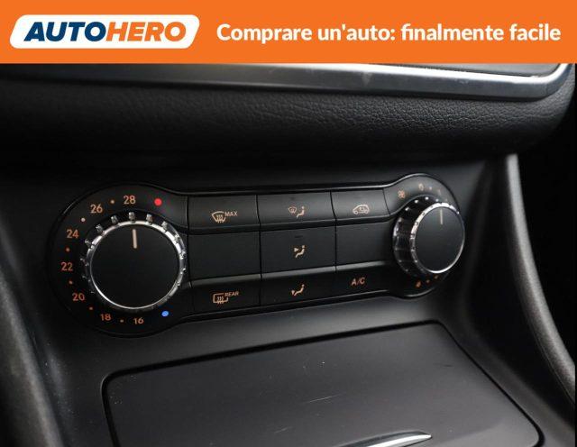 MERCEDES-BENZ GLA 220 d Automatic 4Matic Sport