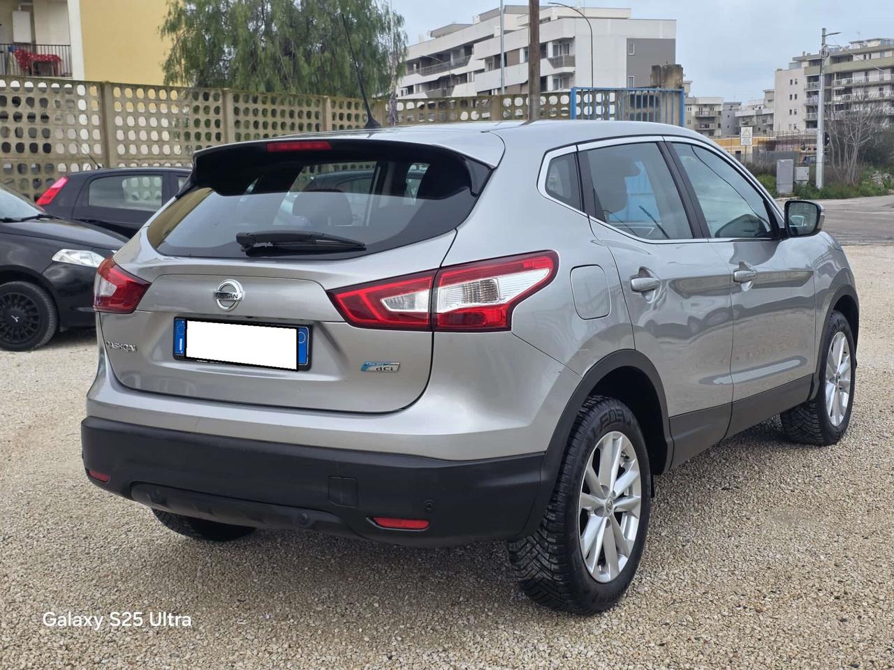 Nissan Qashqai 1.5 dCi DPF Tekna 2014