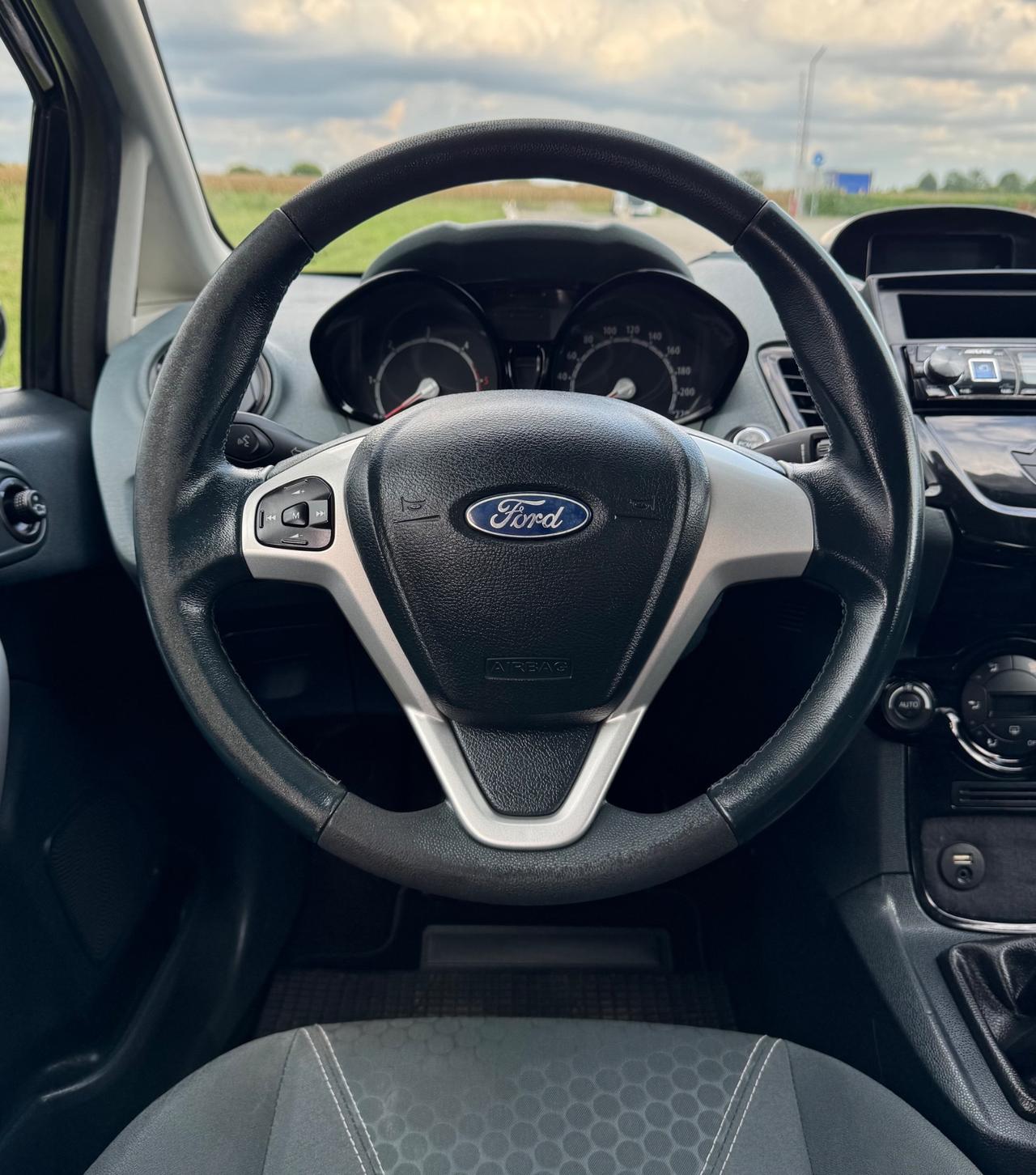 FORD FIESTA 1.4 TDCi DIESEL 5 PORTE NEOPATENTATI