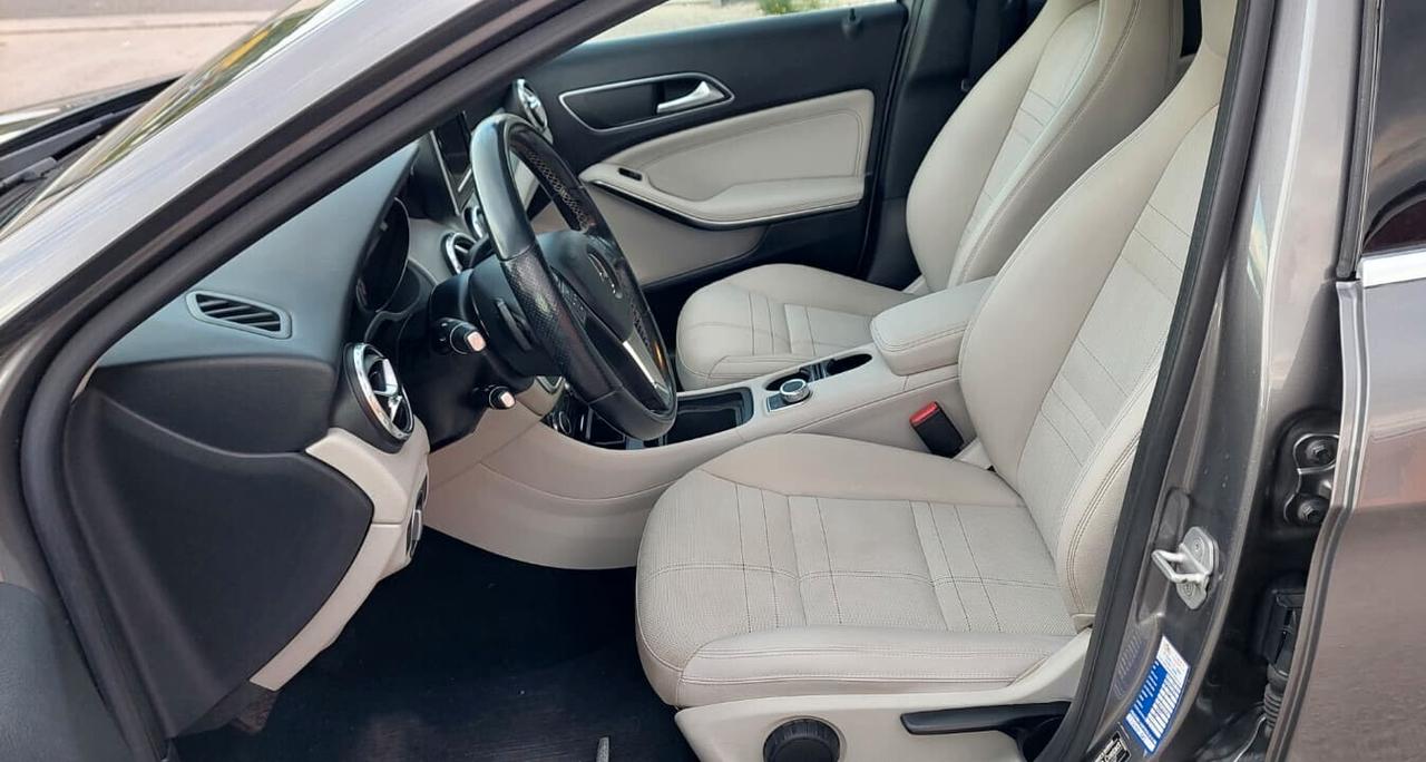 Mercedes-benz GLA 200 CDI Automatic Premium