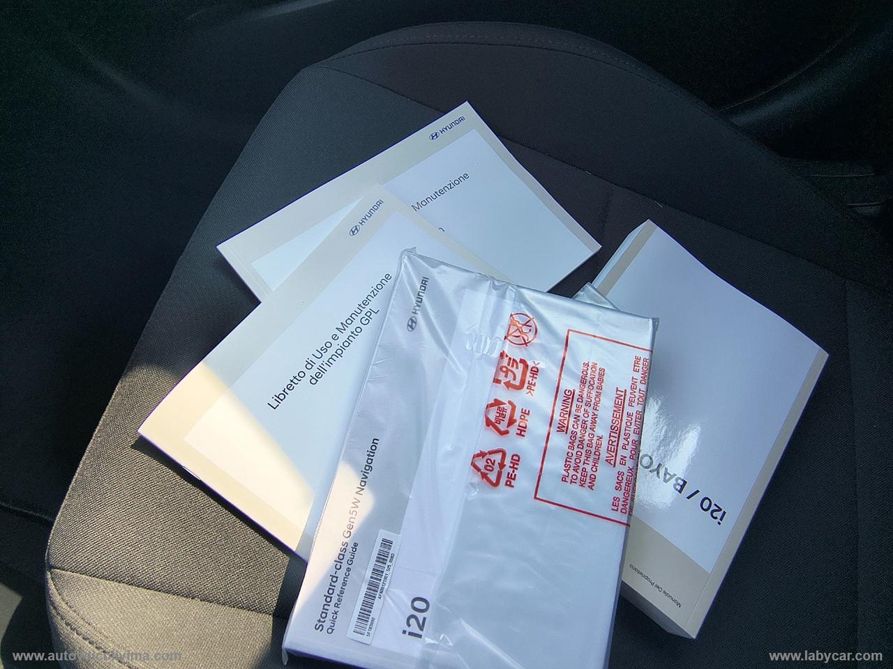 HYUNDAI i20 1.2 MPI MT GPL Connectline KM 0 ITALIA