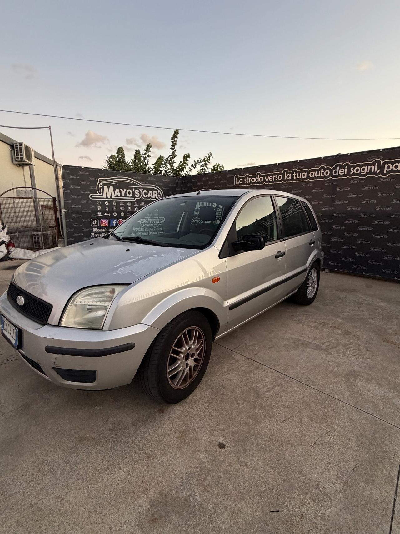 FORD FUSION (anno 2003)
