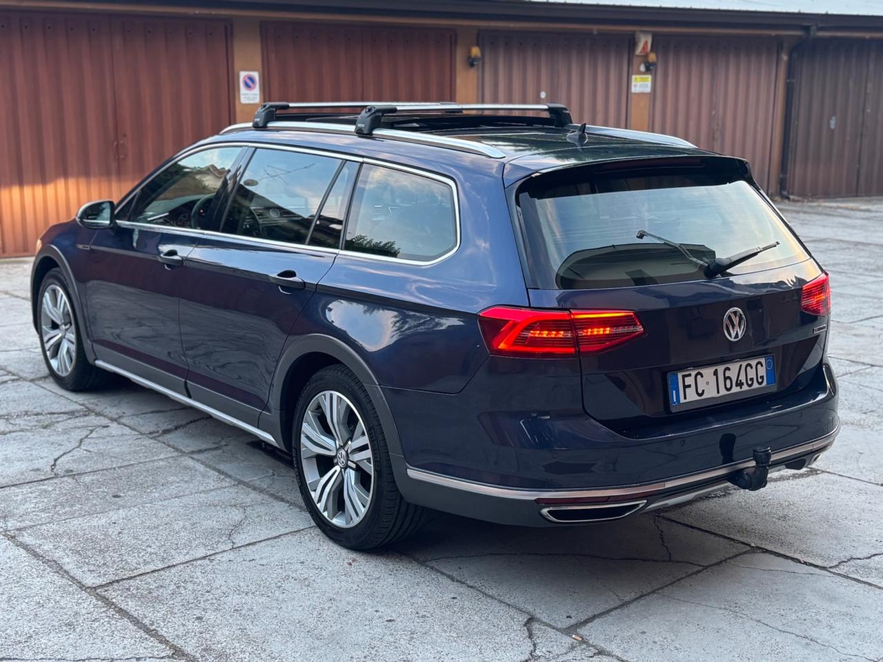 Volkswagen Passat 2.0 TDI 4MOTION Business BlueMotion Technology
