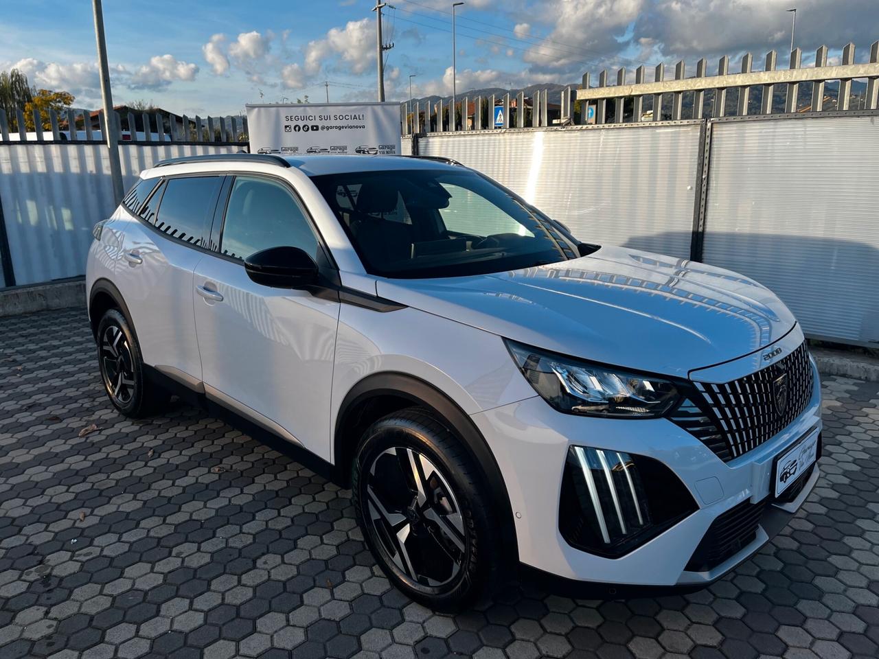 Peugeot 2008 1.2 100CV S&S Allure *PROMO ROTTAMAZIONE*