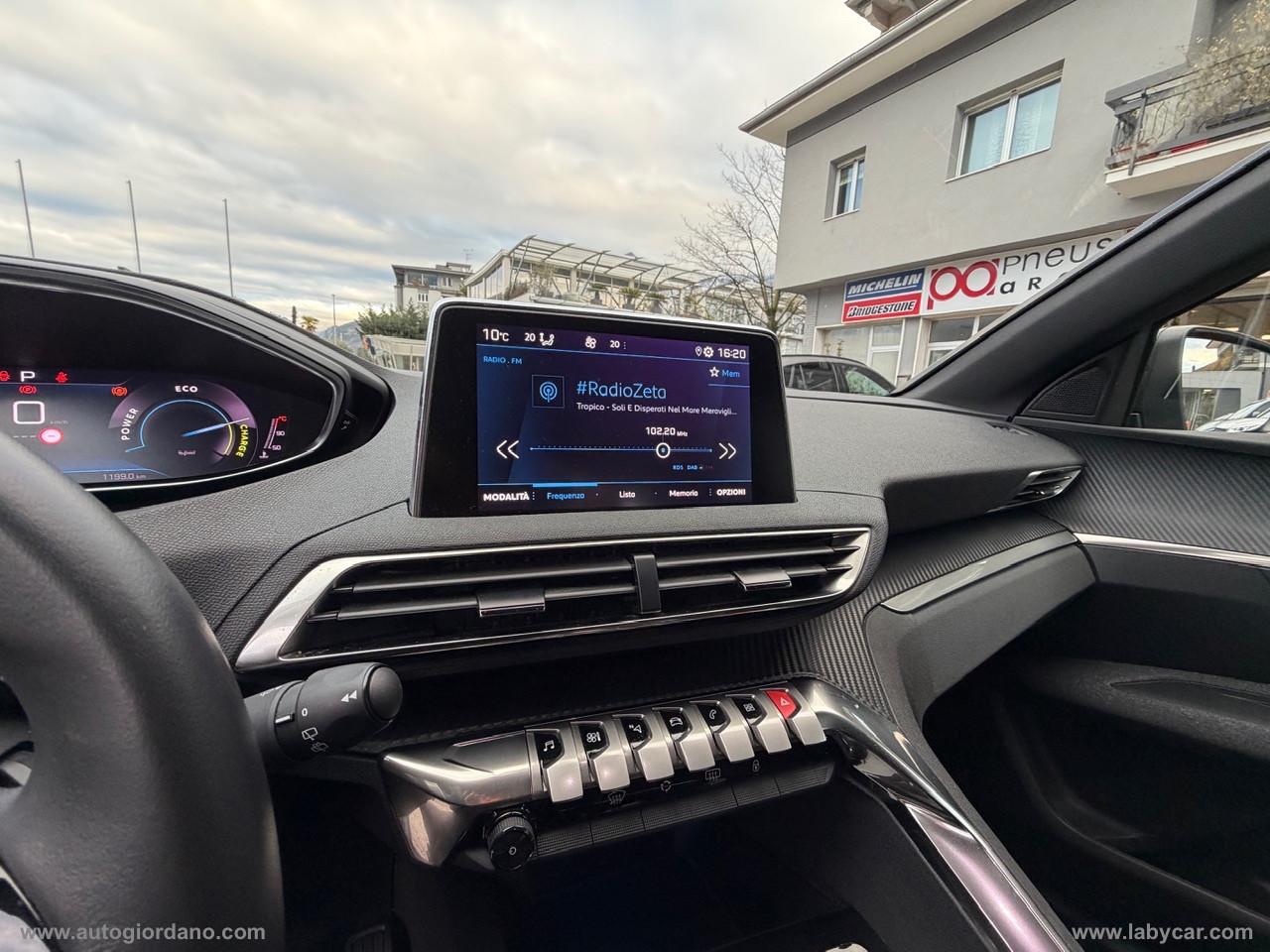 PEUGEOT 3008 Hybrid 136 e-DCS6 Allure