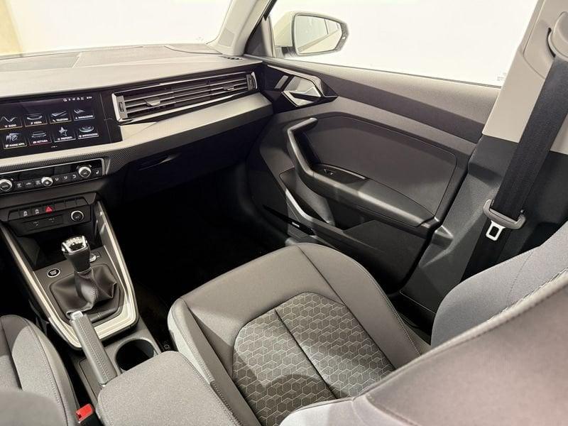 Audi A1 Sportback 30 TFSI S Identity Black