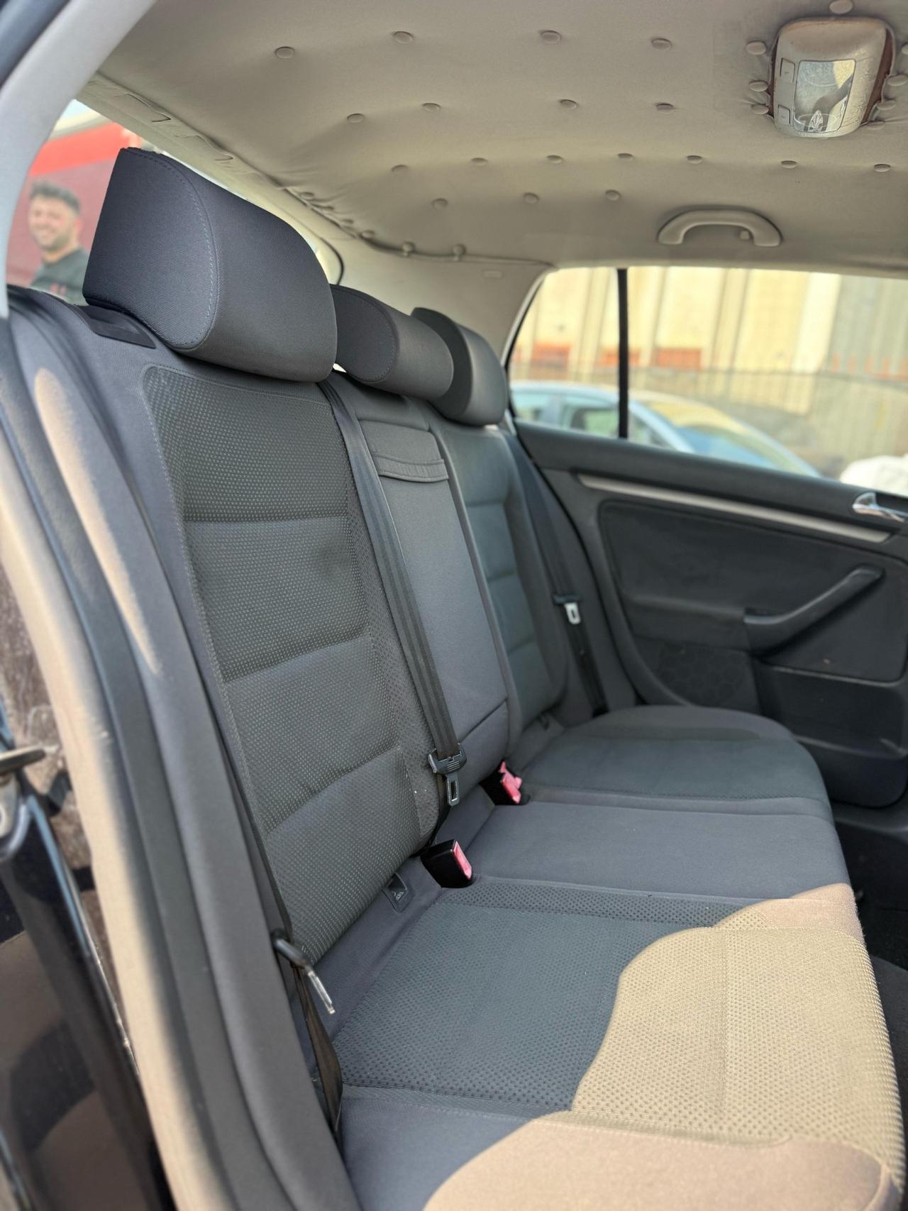 Peugeot 208 1.4 HDi 68 CV 5 porte Active