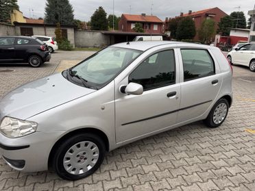 Fiat Punto 1.2 5 porte Active 106000km neopatentati