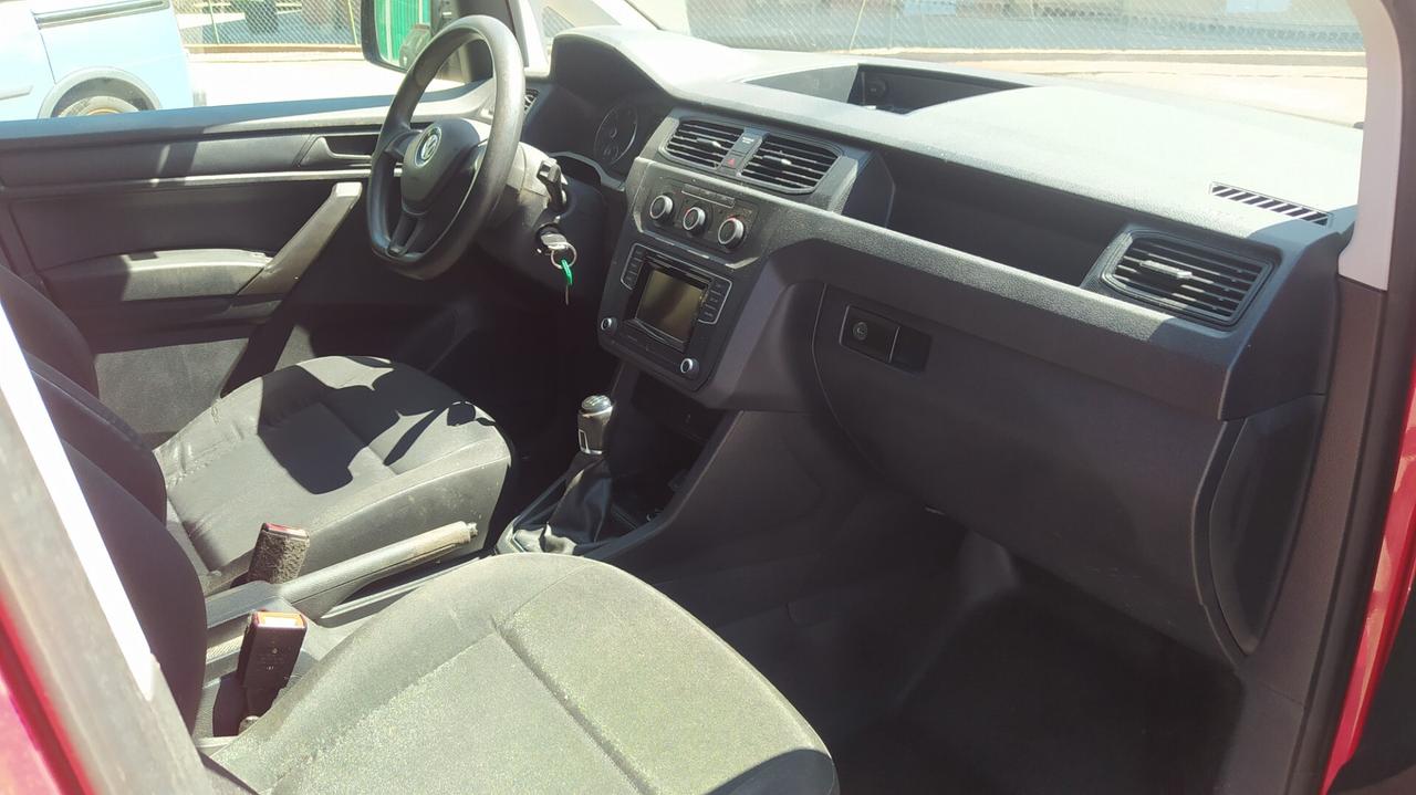 VOLKSWAGEN CADDY 4X4 TDI