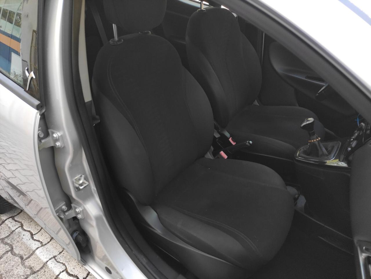 Lancia Ypsilon 1.3 MJT 16V 5 porte