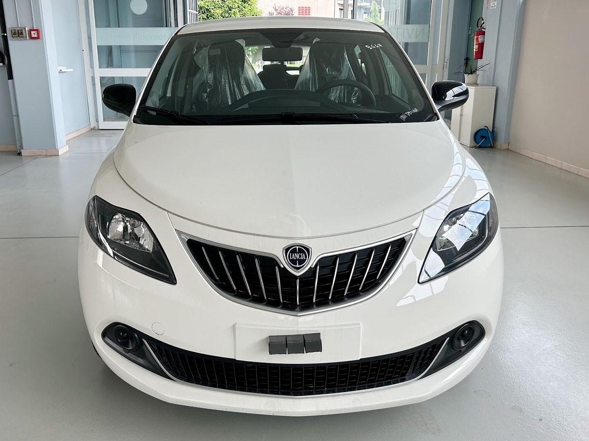 Lancia Ypsilon 1.0 FireFly 5 porte S&S Hybrid Platino