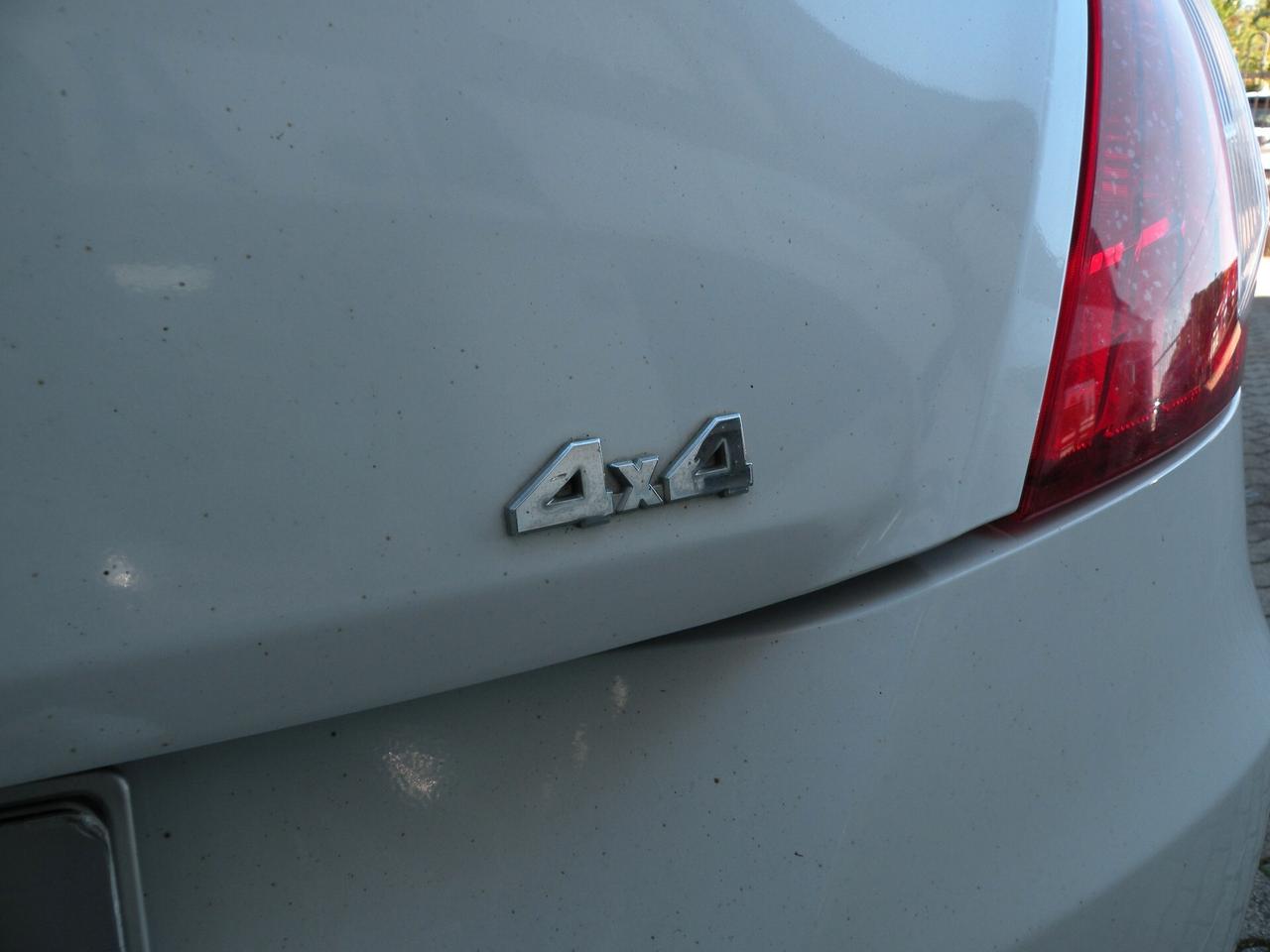 SUZUKI SWIFT 1.2 VVT 94CV 4WD Top 2011