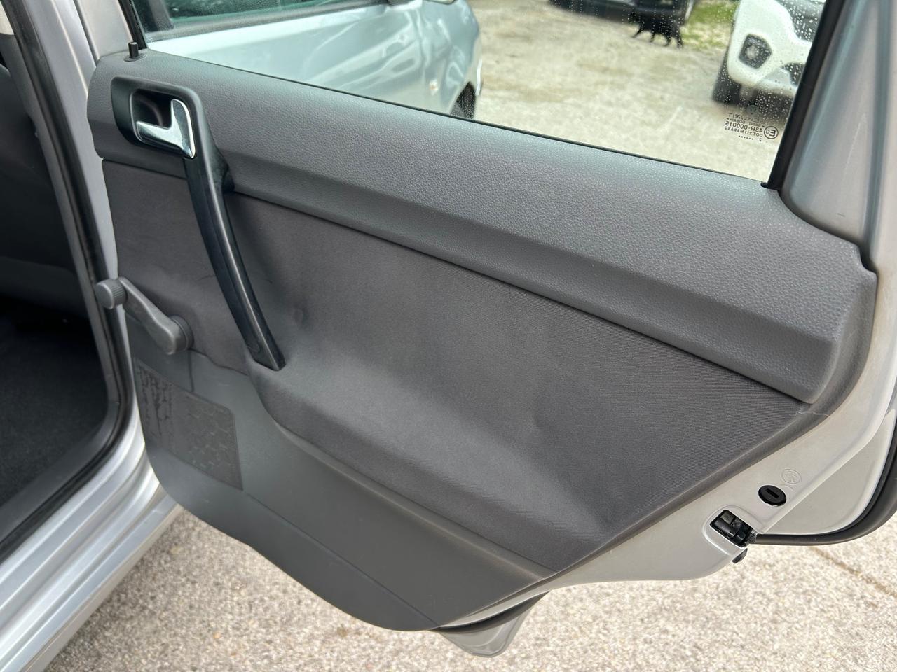 Volkswagen Polo 1.2 12V 5p. Trendline 98000km