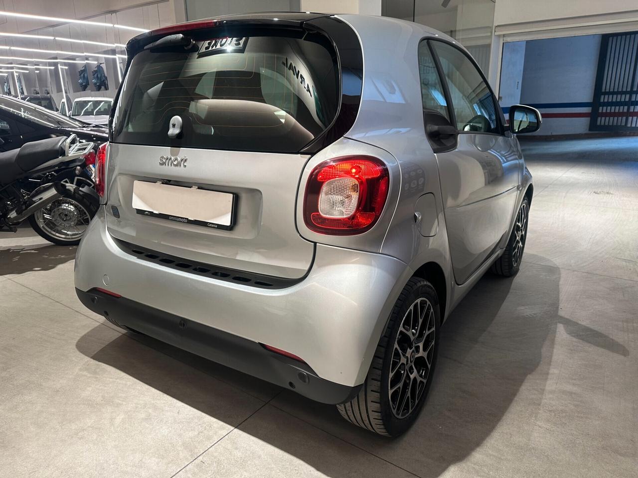 Smart ForTwo EQ Racingrey (22kW)