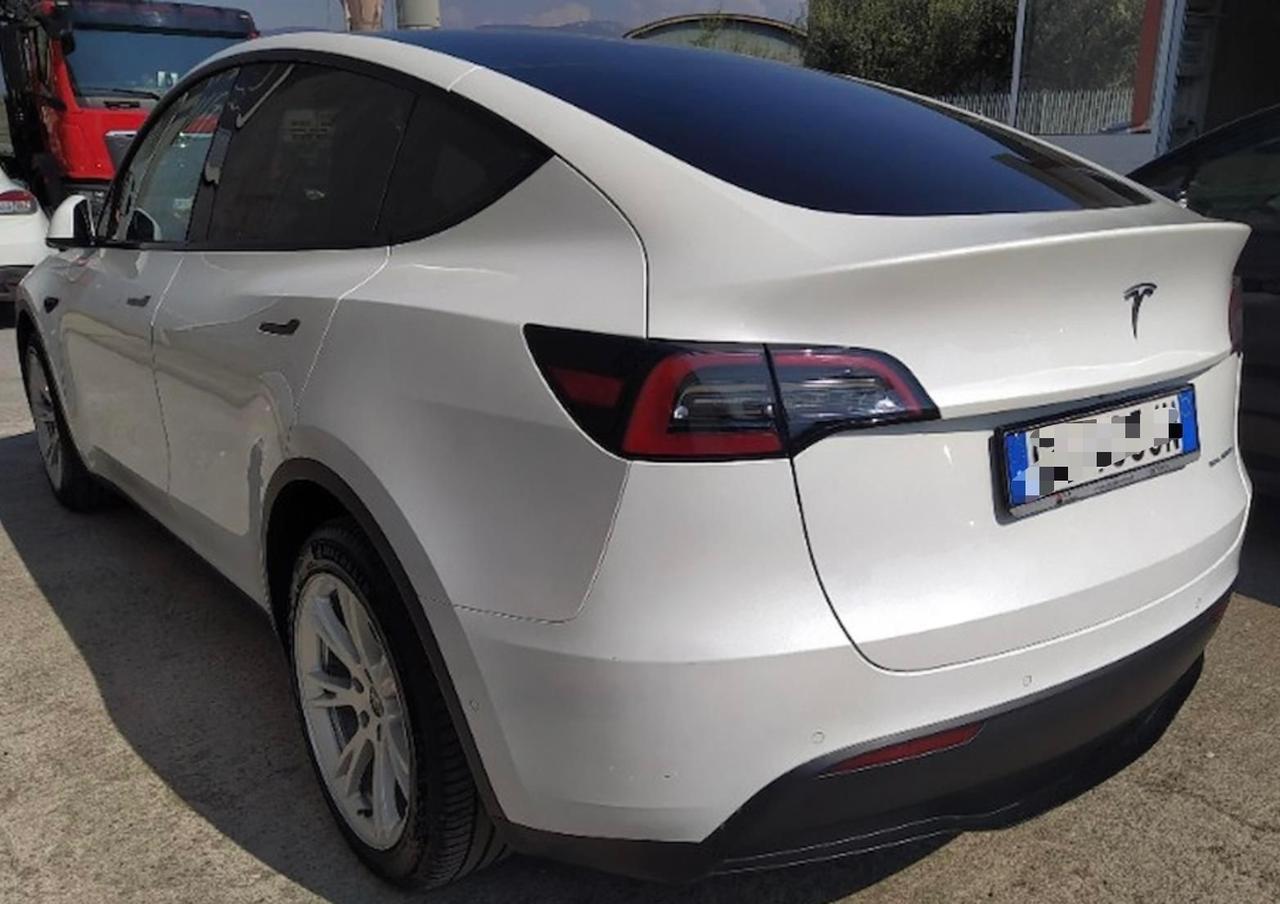 Tesla Model Y Long Range AWD