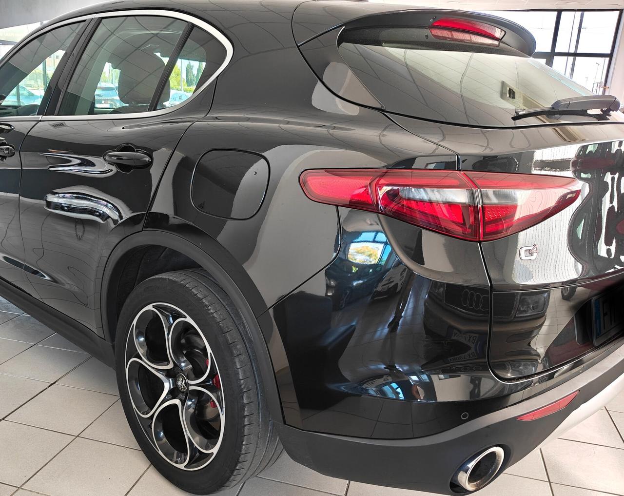 Alfa Romeo Stelvio 2.2 Turbodiesel 210 CV AT8 Q4 Executive