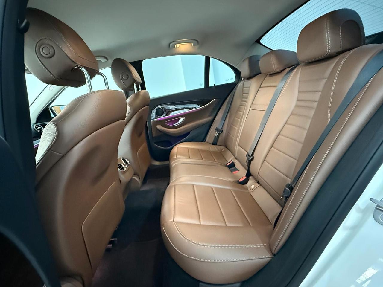 MERCEDES- BENZ KLASSE E 220 D 195 CV 4MATIC AMG PREMIUM OFFERTA