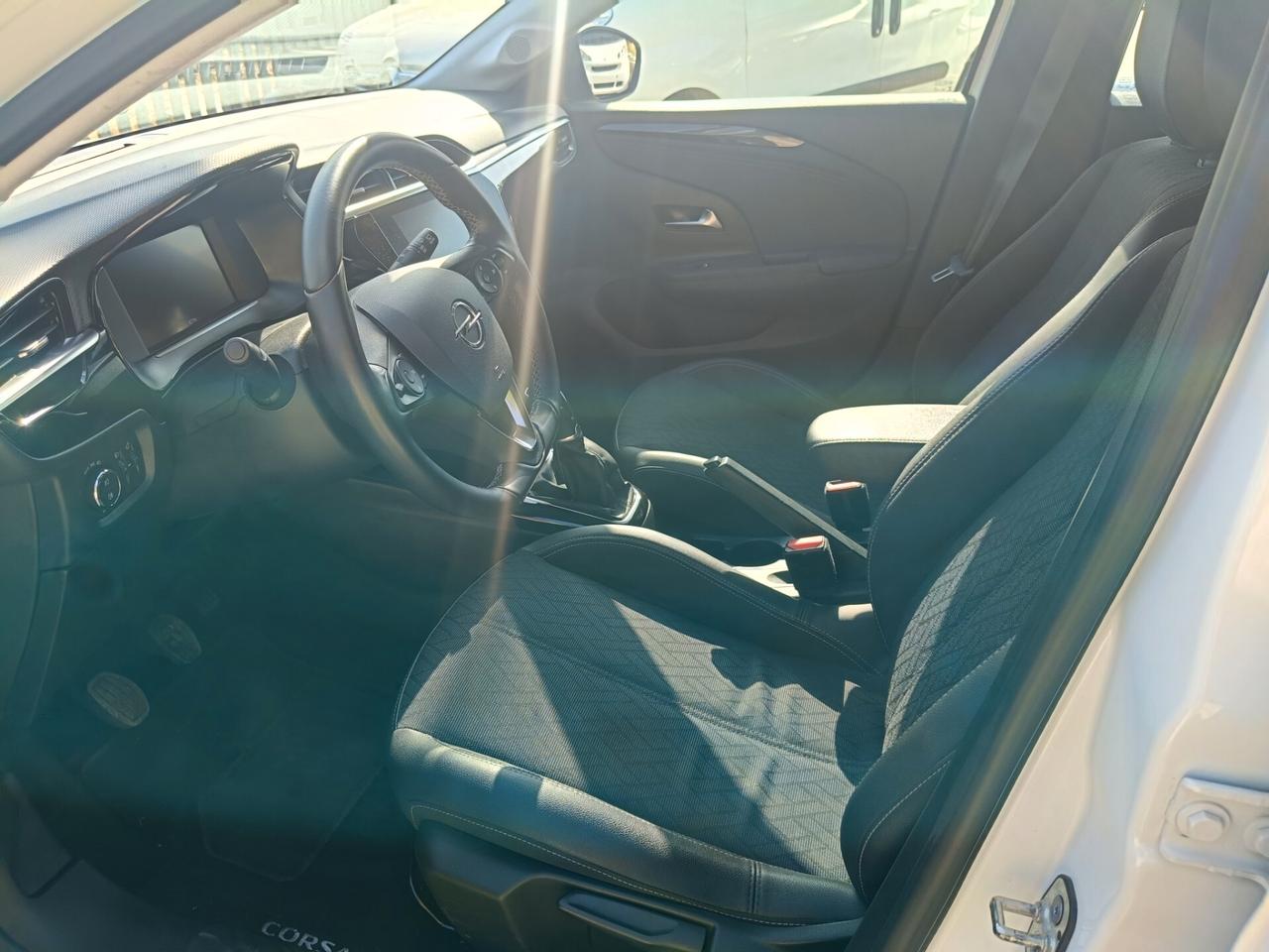 Opel Corsa 1.2 Elegance