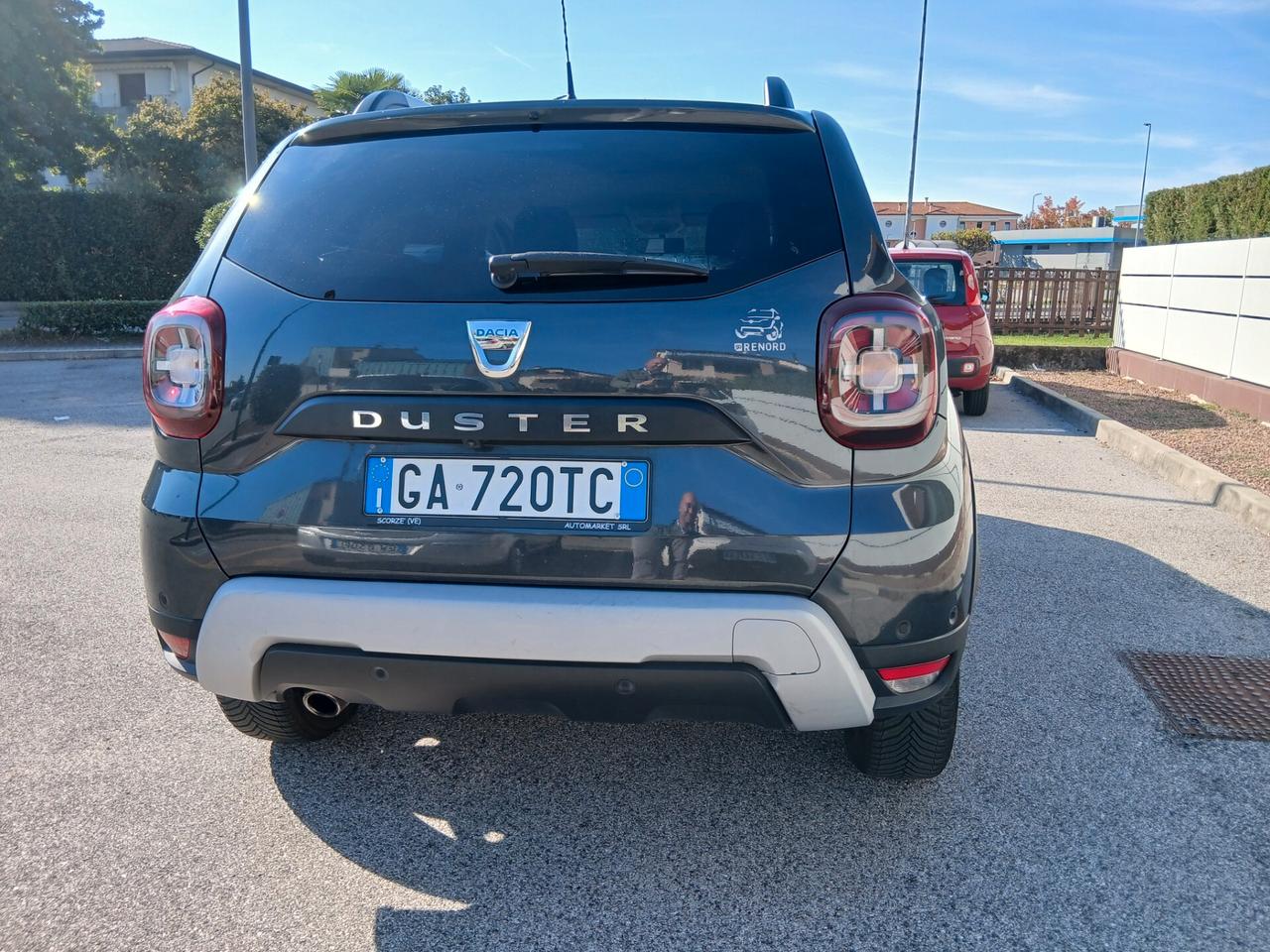 Dacia Duster 1.0 TCe 100 CV ECO-G 4x2 Prestige tua a € 199 mese