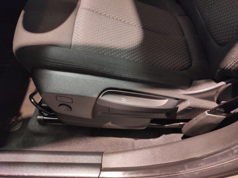 BMW X1 (F48) - X1 sDrive20d Business Advantage