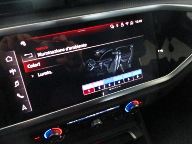 Audi Q3 SUV (35) Blackline 2.0 TDI 150CV S-Tronic