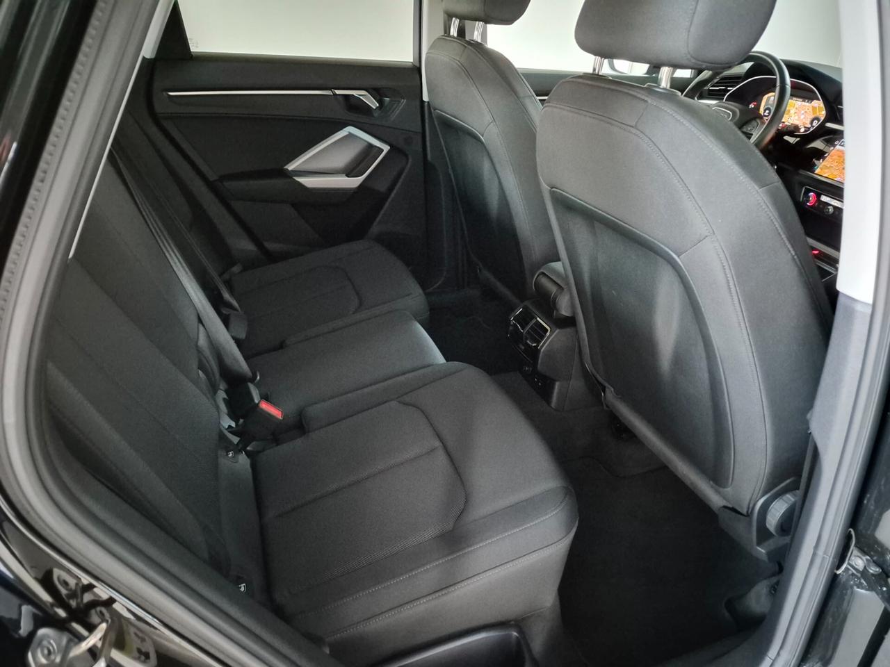 Audi Q3 35 TDI QUATTRO S TRONIC LINE -GARANZIA 24 MESI