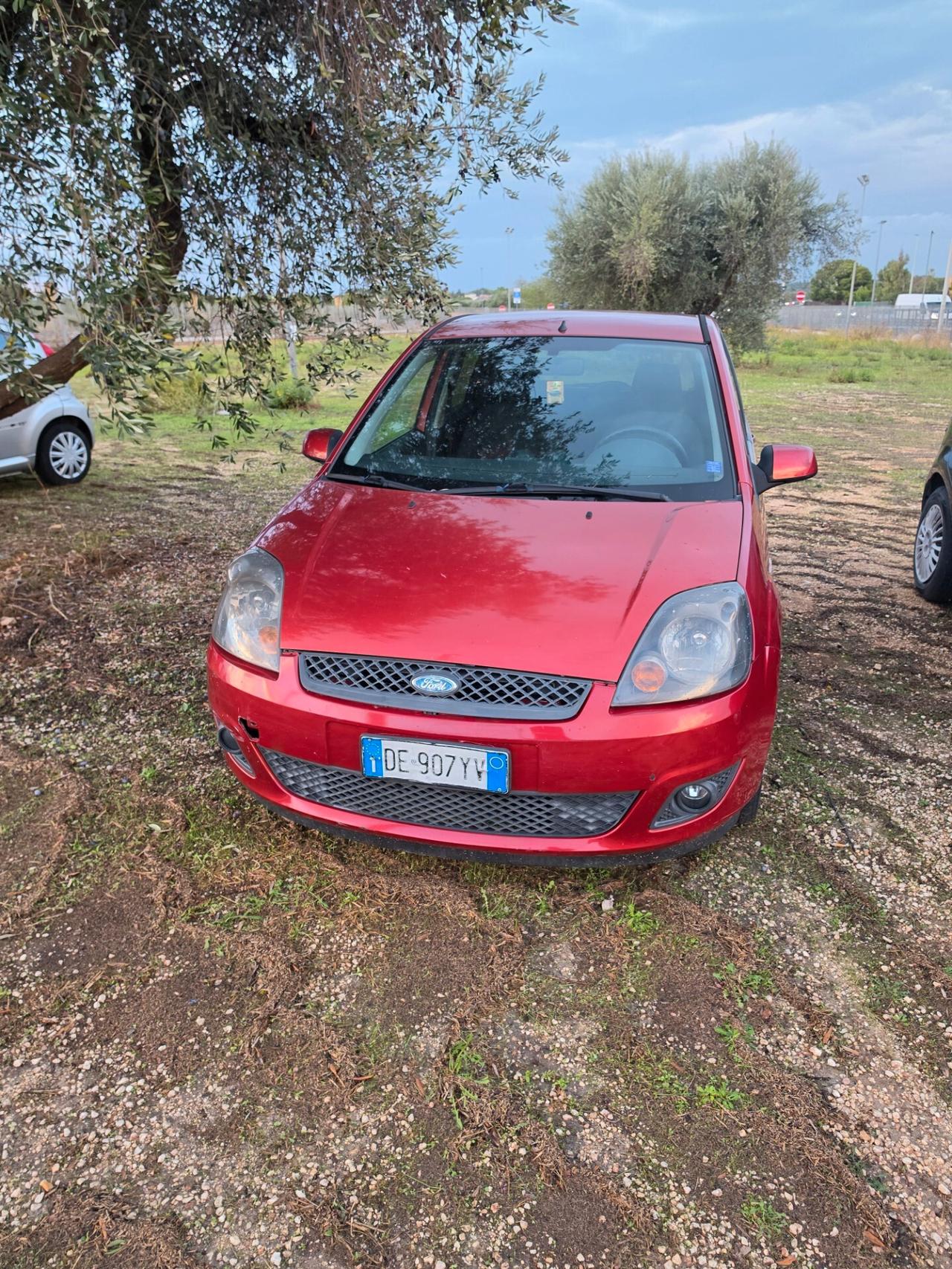 Ford Fiesta 1.4 TDCi 5p. Ghia