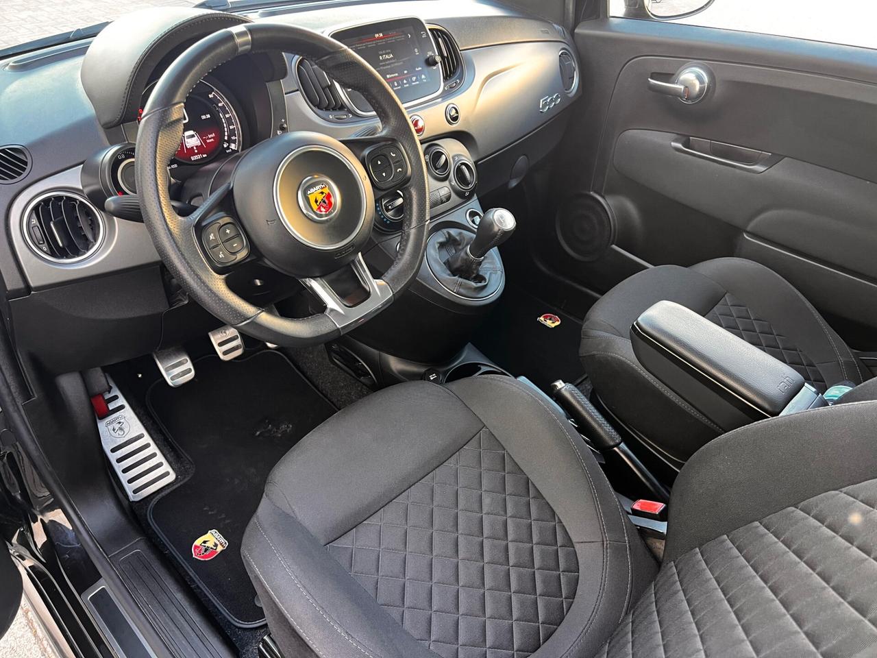 Abarth 595 1.4 Turbo T-Jet 165 CV Pista