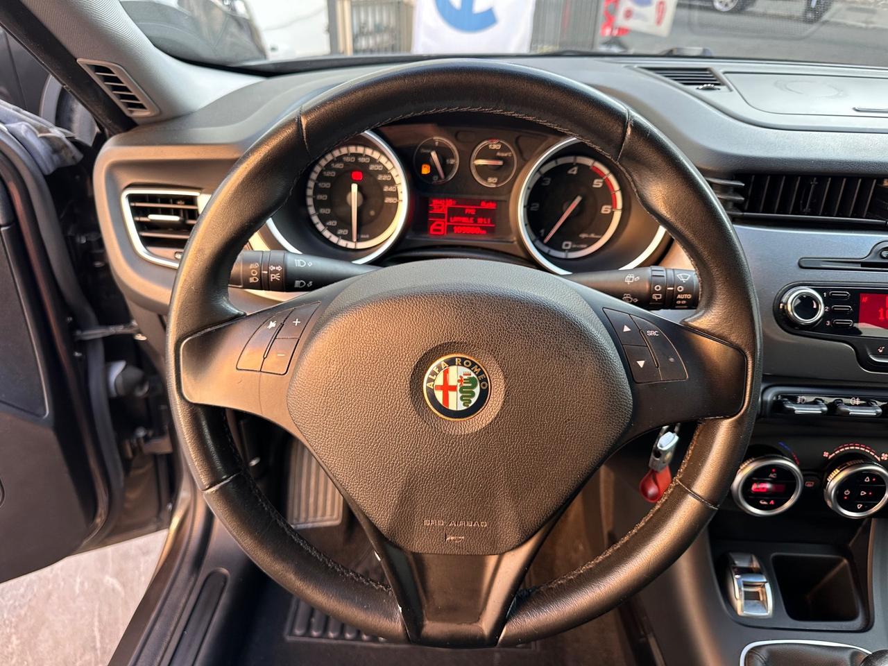 Alfa Romeo Giulietta 2.0 JTDm-2 140 CV Distinctive