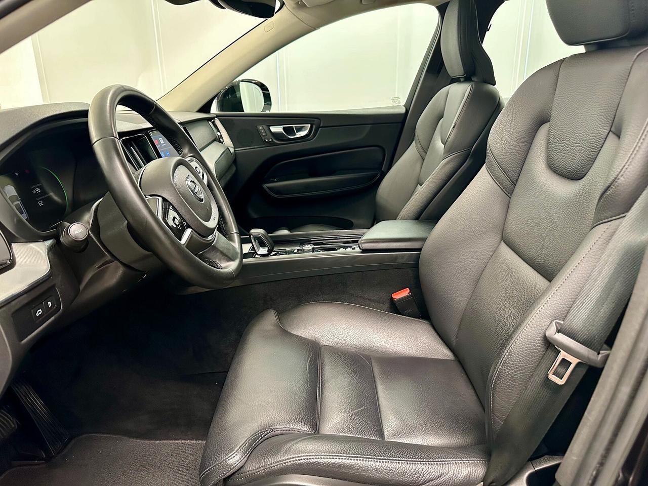 Volvo XC 60 XC60 T6 Recharge Plug-in Hybrid AWD automatico Plus Bright