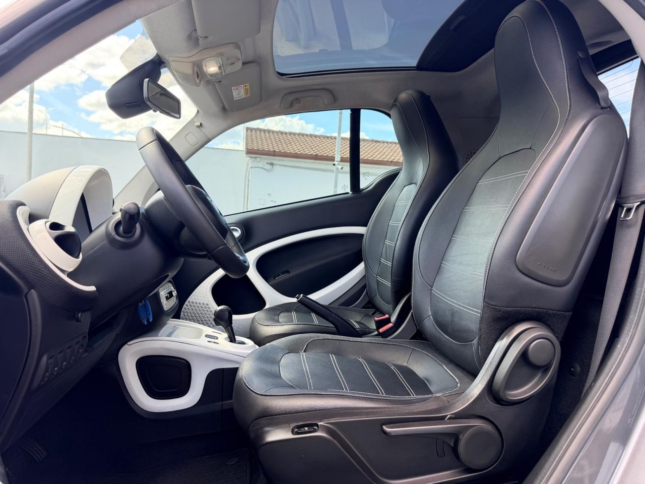 Smart ForTwo 70 1.0 twinamic Passion per neopatentati