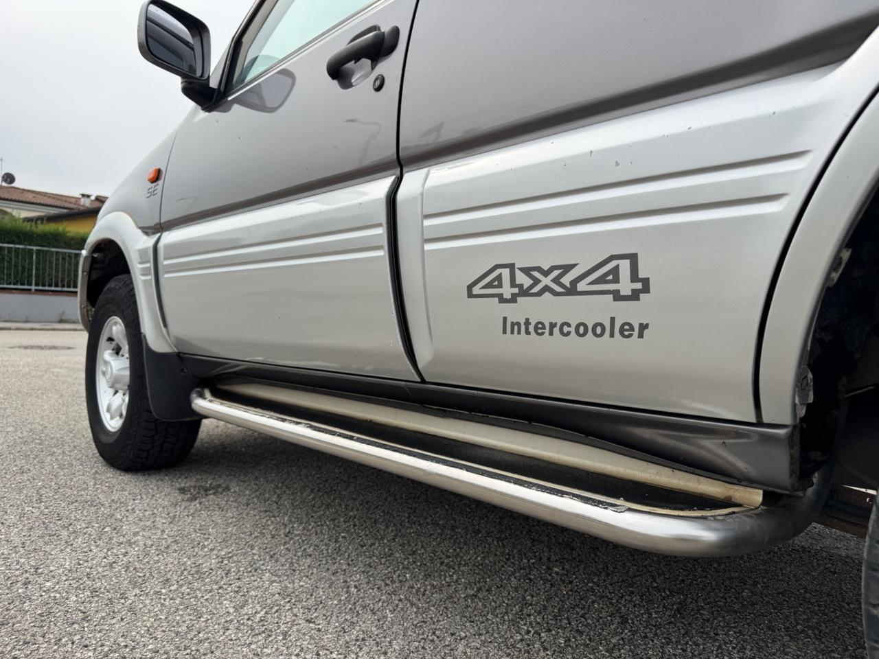 Nissan Terrano II 2.7 Tdi 5 porte SE 7 posti