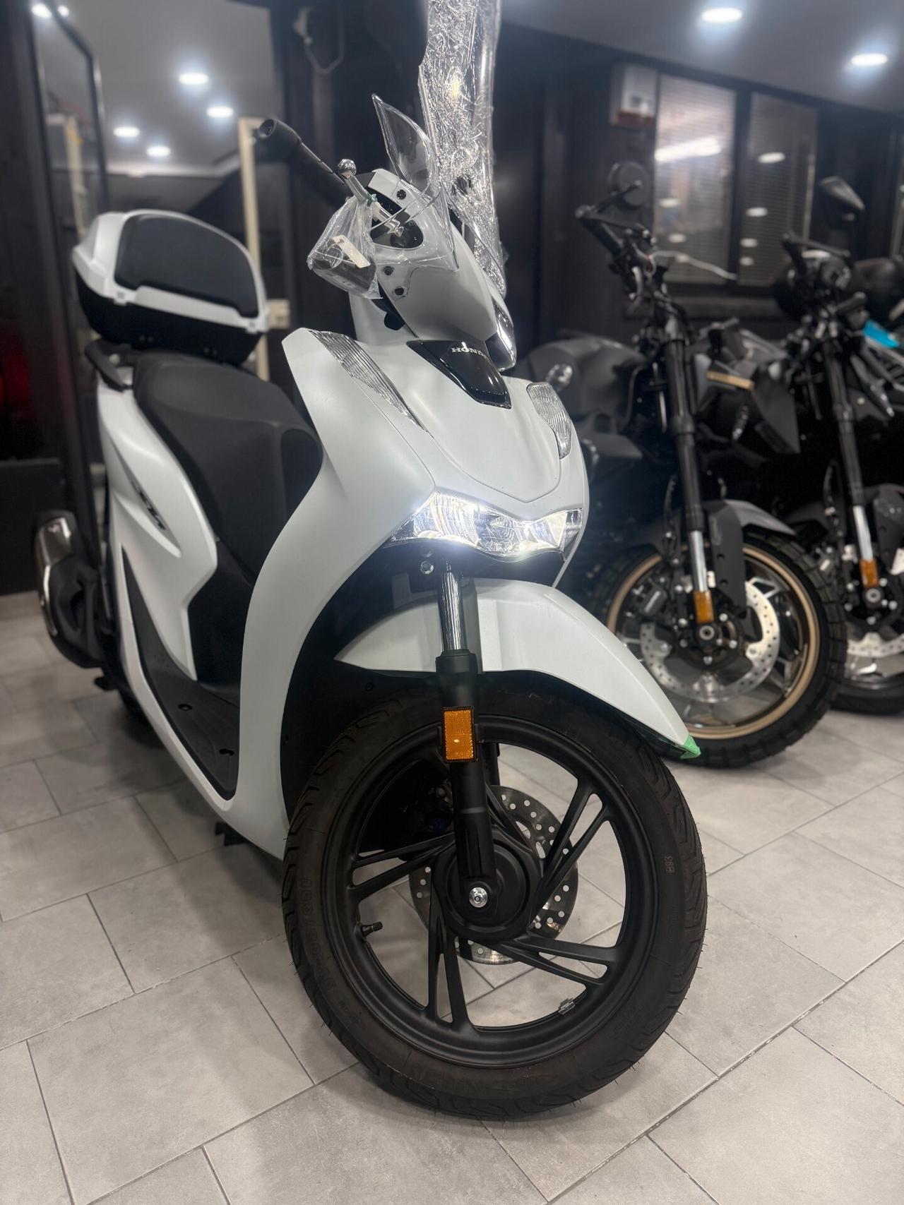 Honda SH 125 NUOVO PRONTA CONSEGNA